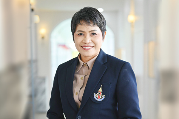 นางสาวจารุวรรณ บุญชลาลัย